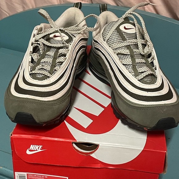Men’s Air Max 97’ - Picture 3 of 5